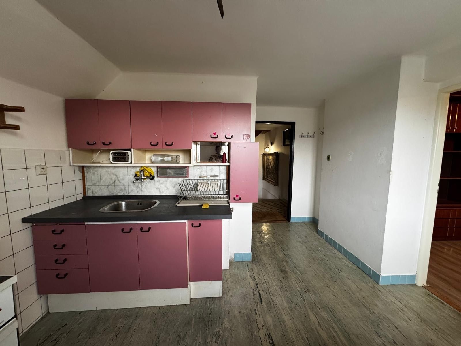 Pronájem byt 1+1 - Nad Hájem, Praha - Hodkovičky, 32 m² - 2