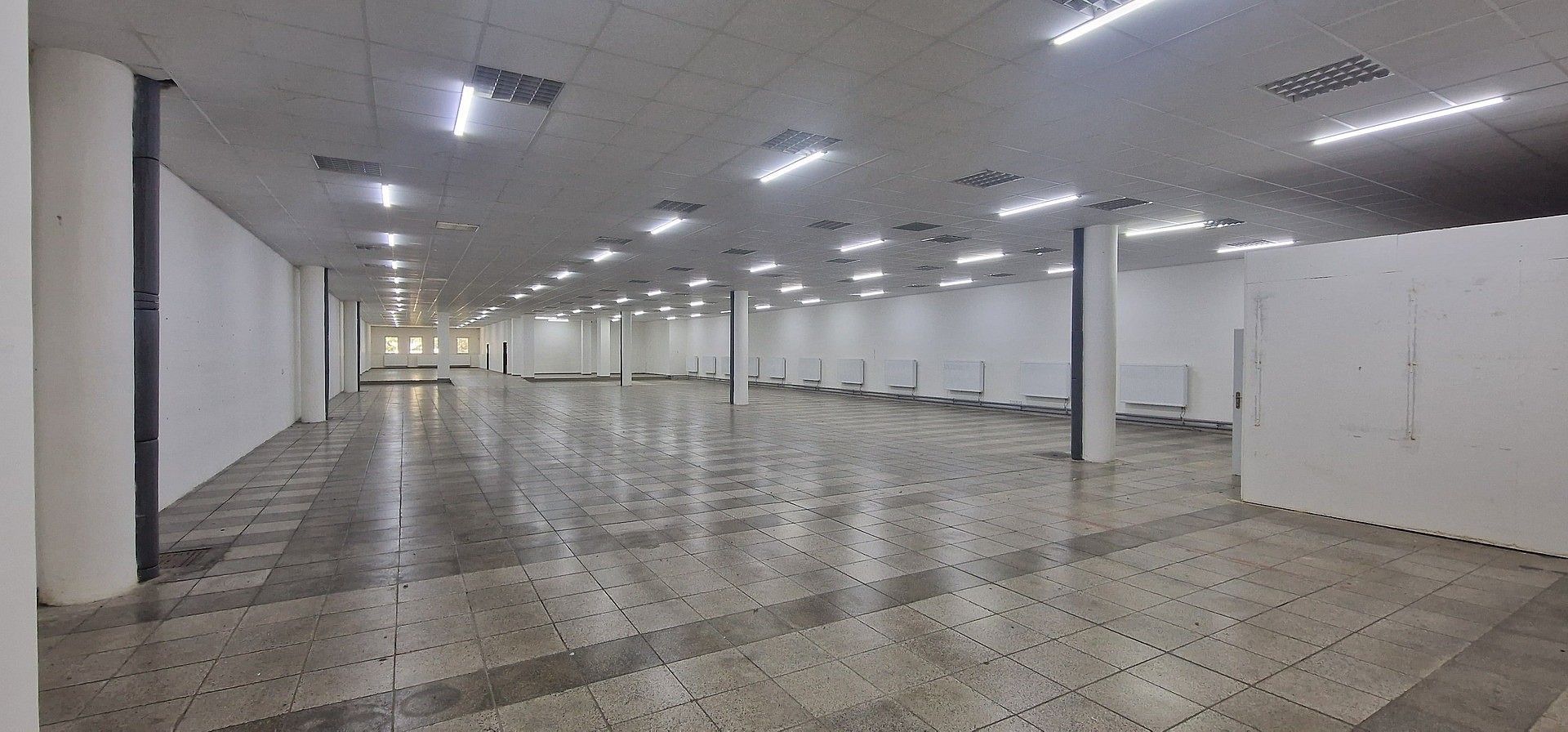Pronájem obchodní prostory - Náchod, Královéhradecký kraj, 700 m² - 2