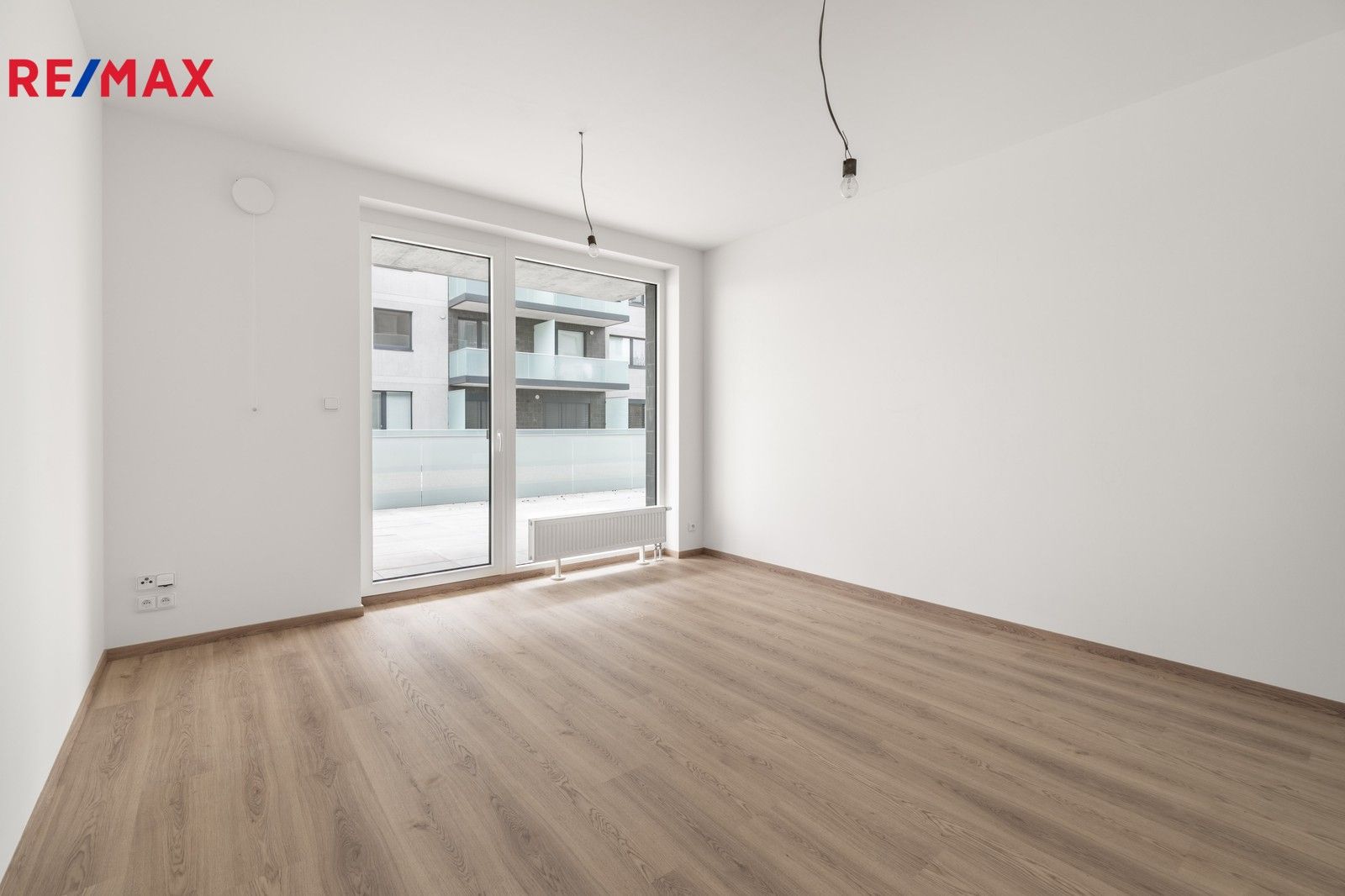 Prodej byt 2+kk - Čakovická, Praha, 43 m²