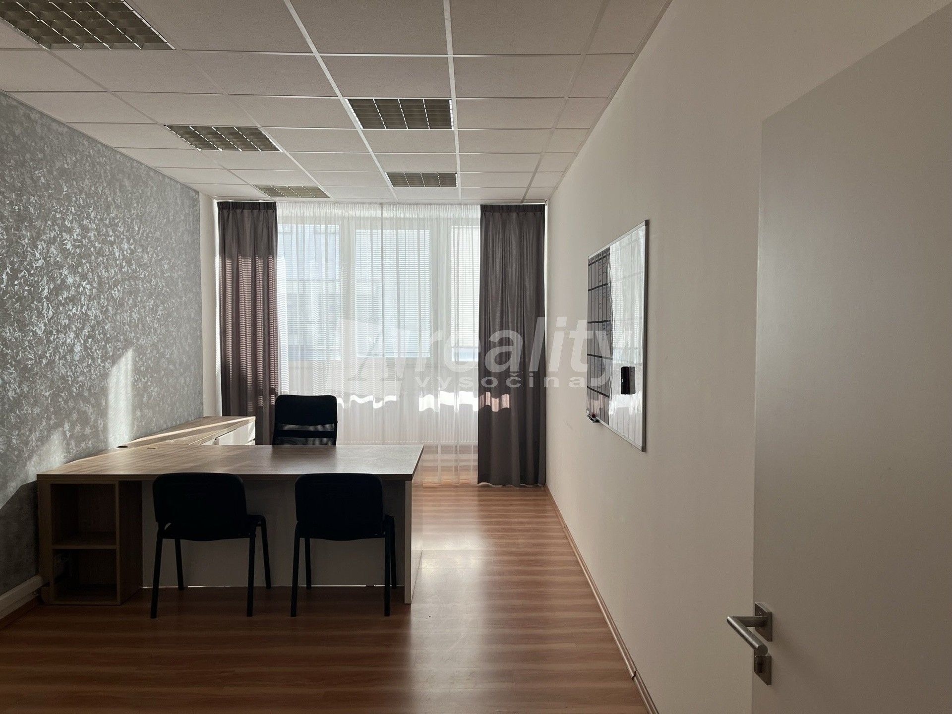 Pronájem kancelář - Chlumova, Jihlava, Česko, 55 m²