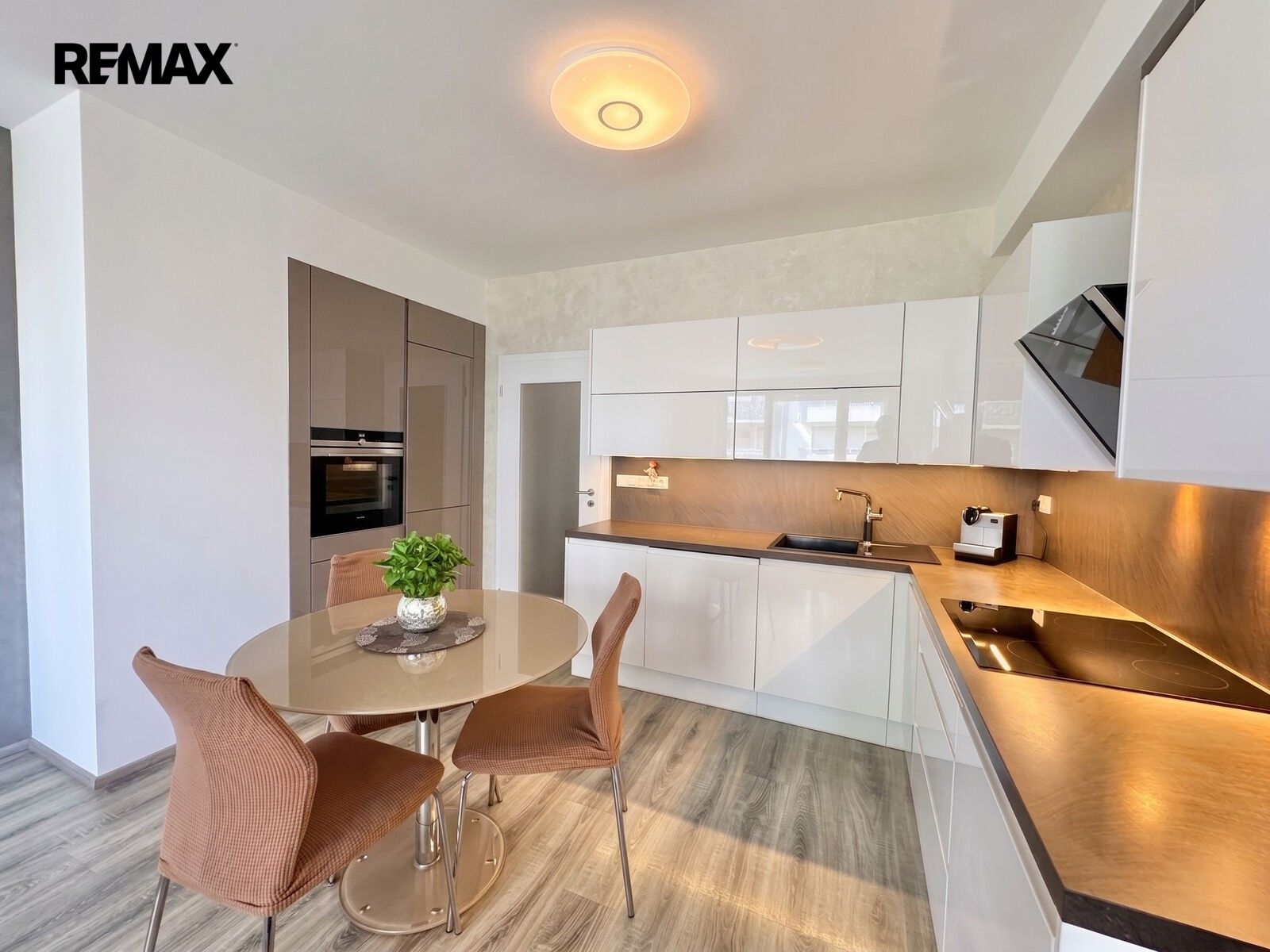 Byt 2+kk · 62 m² · Modrého 996, Praha Vysočany - 4