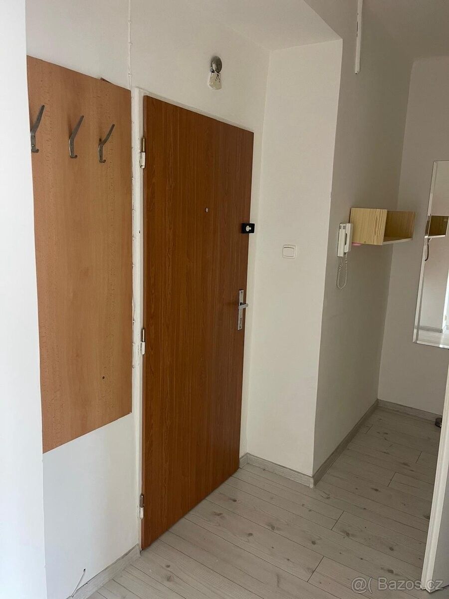 Byty, Karviná, 733 01