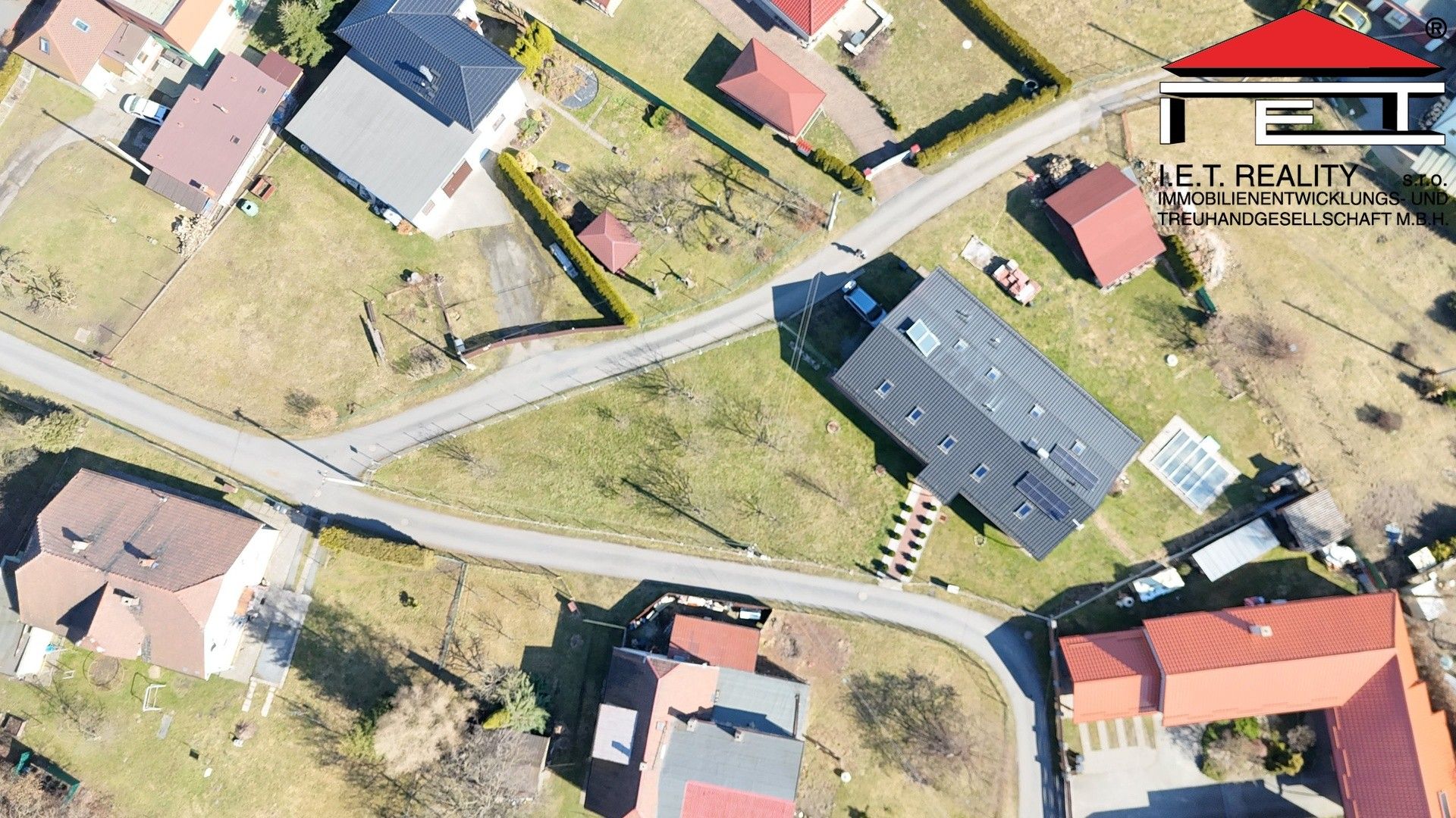 Zahrada · 560 m² · Fryčovice - 3