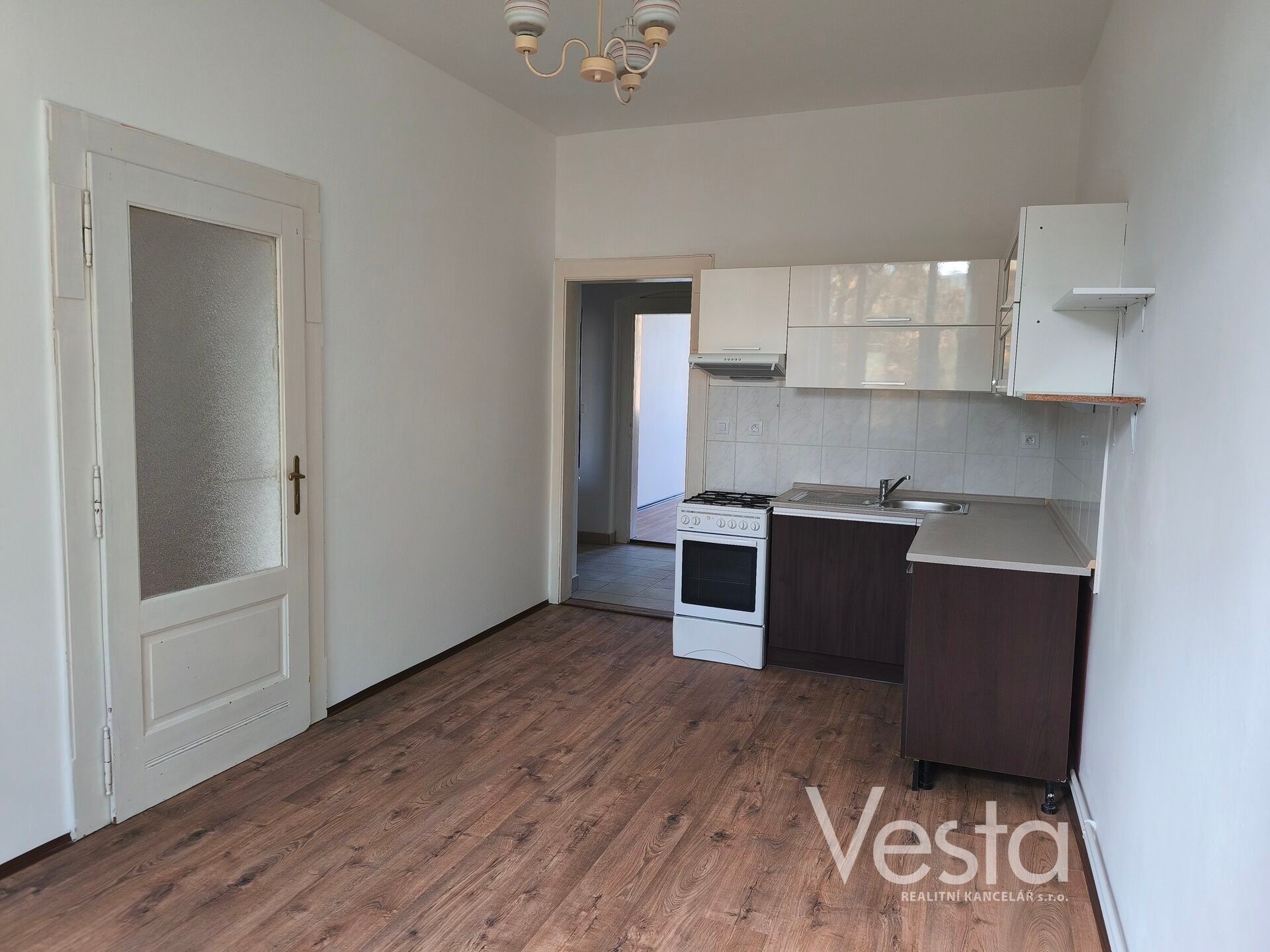 2+1, J. z Poděbrad, Děčín VI-Letná, 74 m² - 2