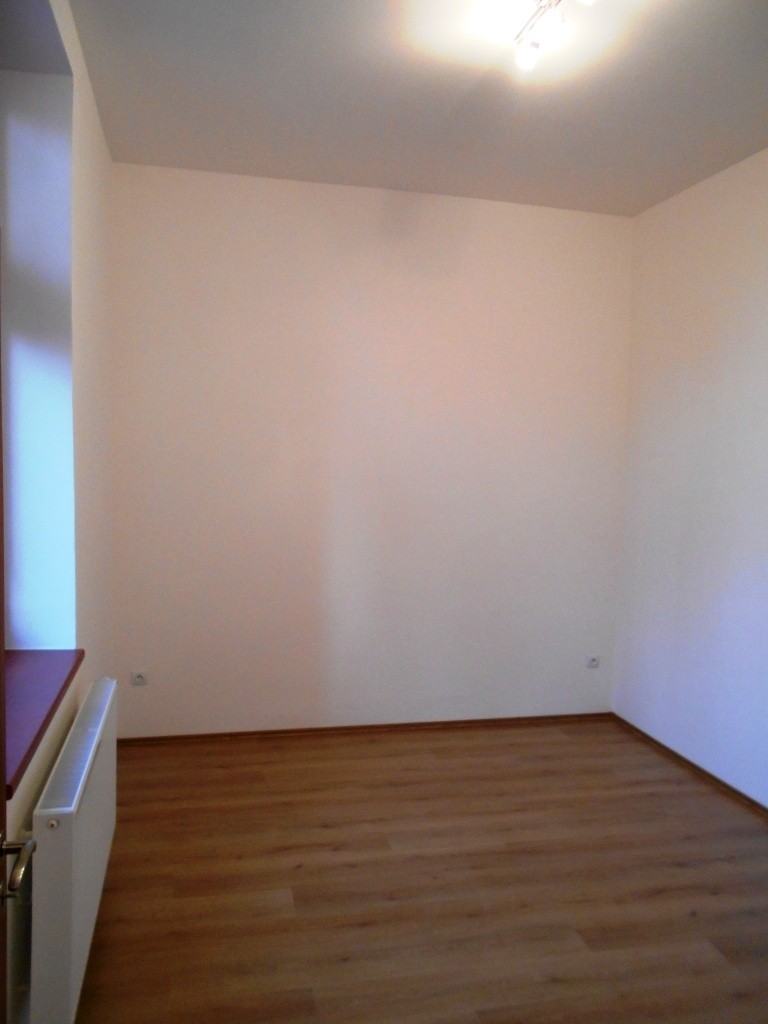 Byt · 33 m² · Chrudim, 537 01 - 3