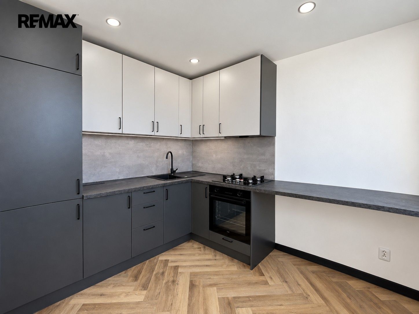 3+kk, Růžová 3081, Most, 56 m² - 1