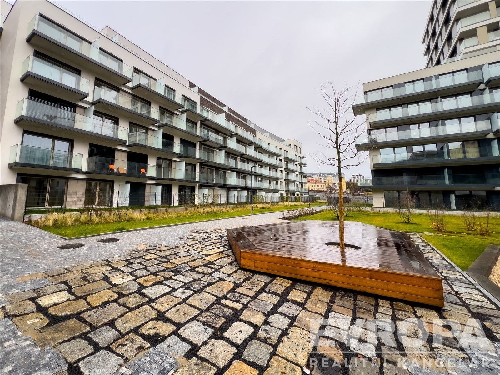 3+kk, Malešická, Praha, 82 m²