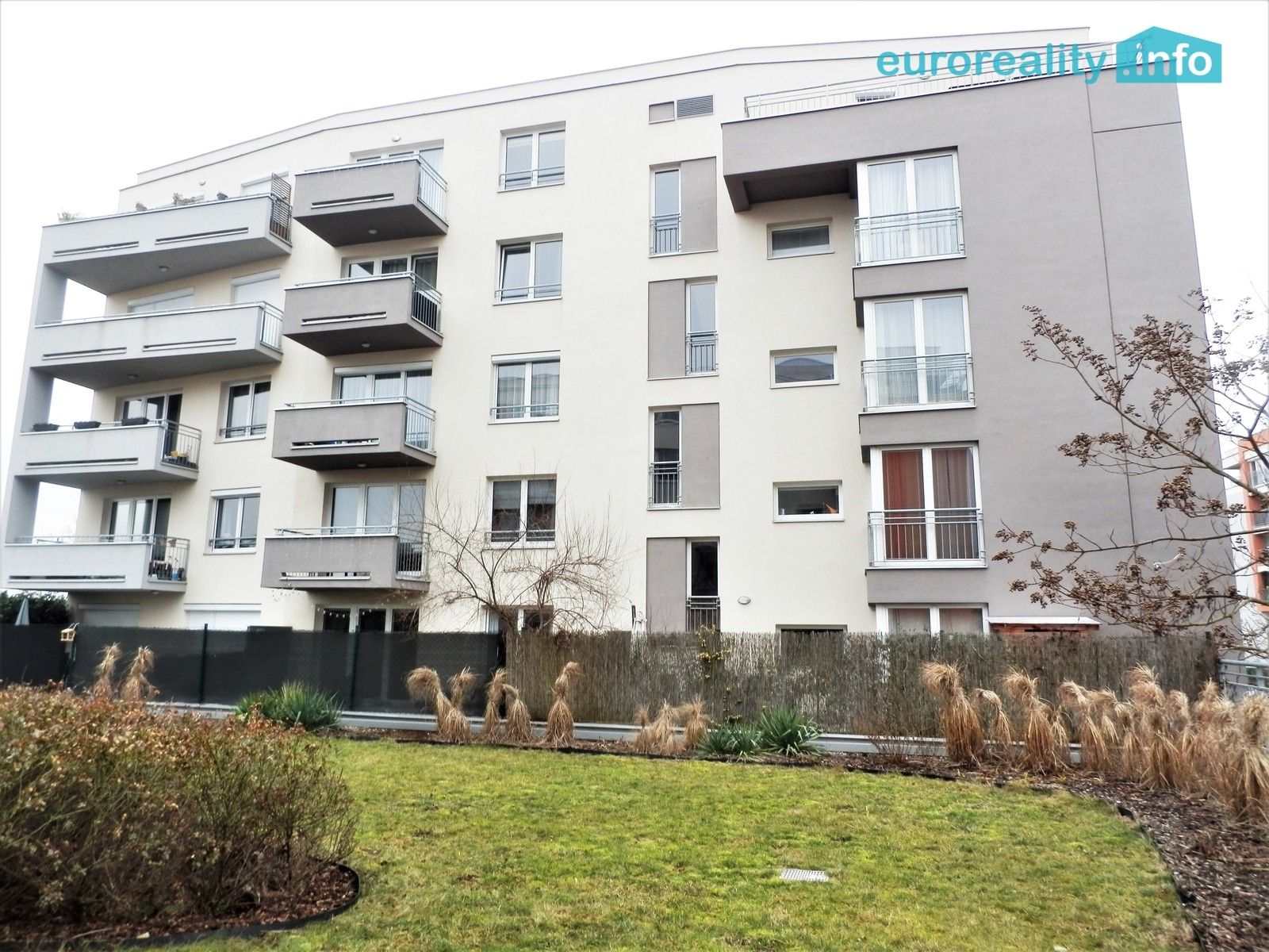 Pronájem byt 2+kk - Toufarova, Praha, 53 m²