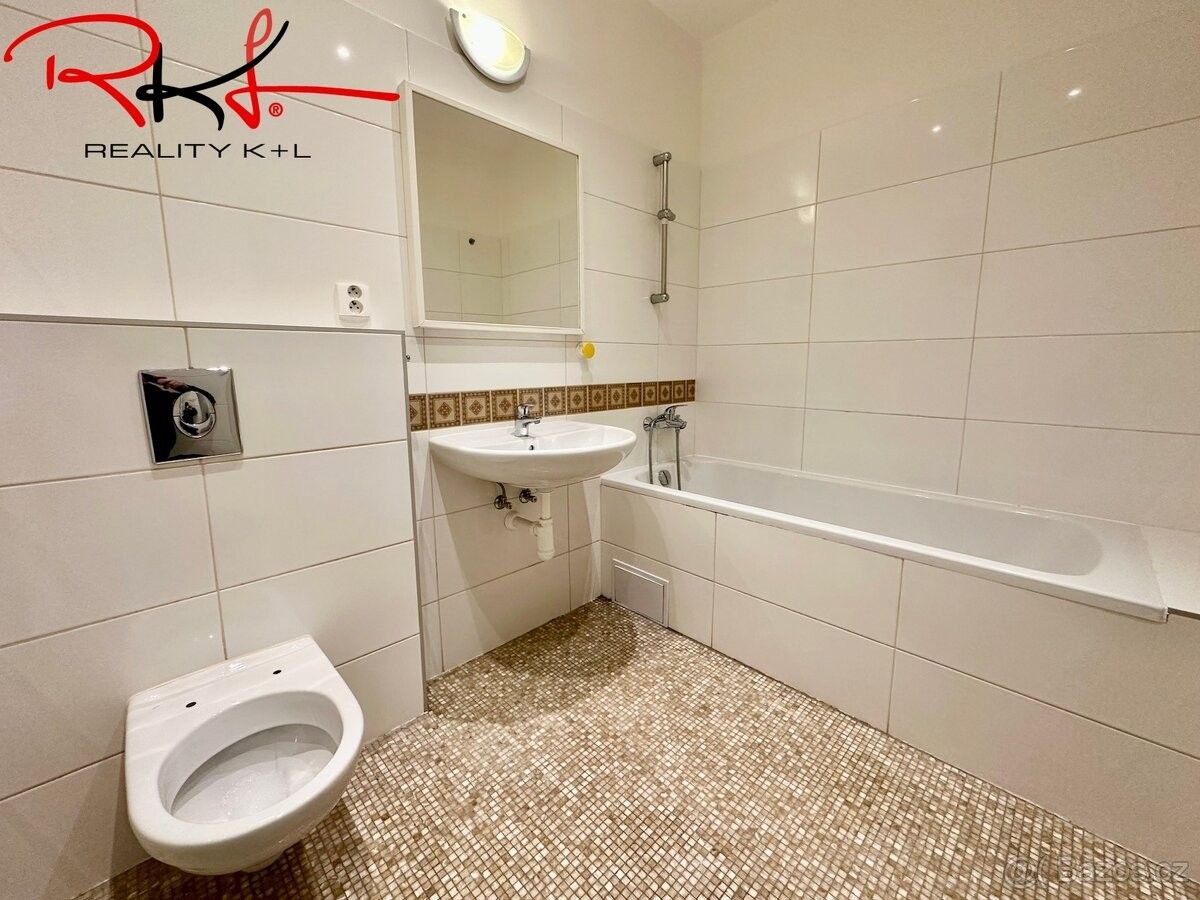 Pronájem byt - Praha, 169 00