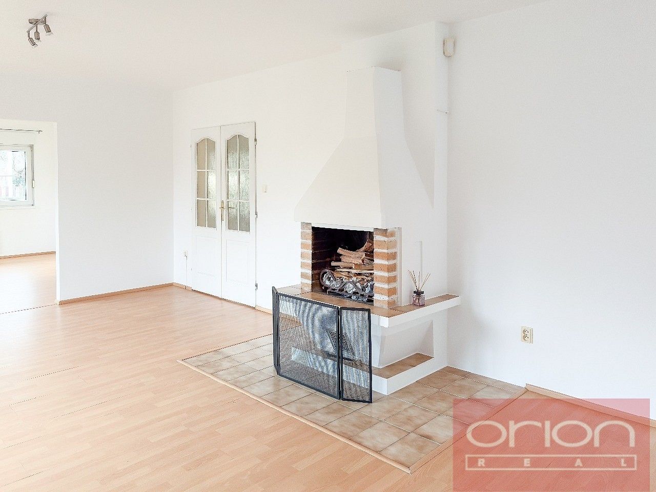 Pronájem rodinný dům - Praha - Nebušice, okres Praha 6, Hlavní město Praha, 365 m² - 2