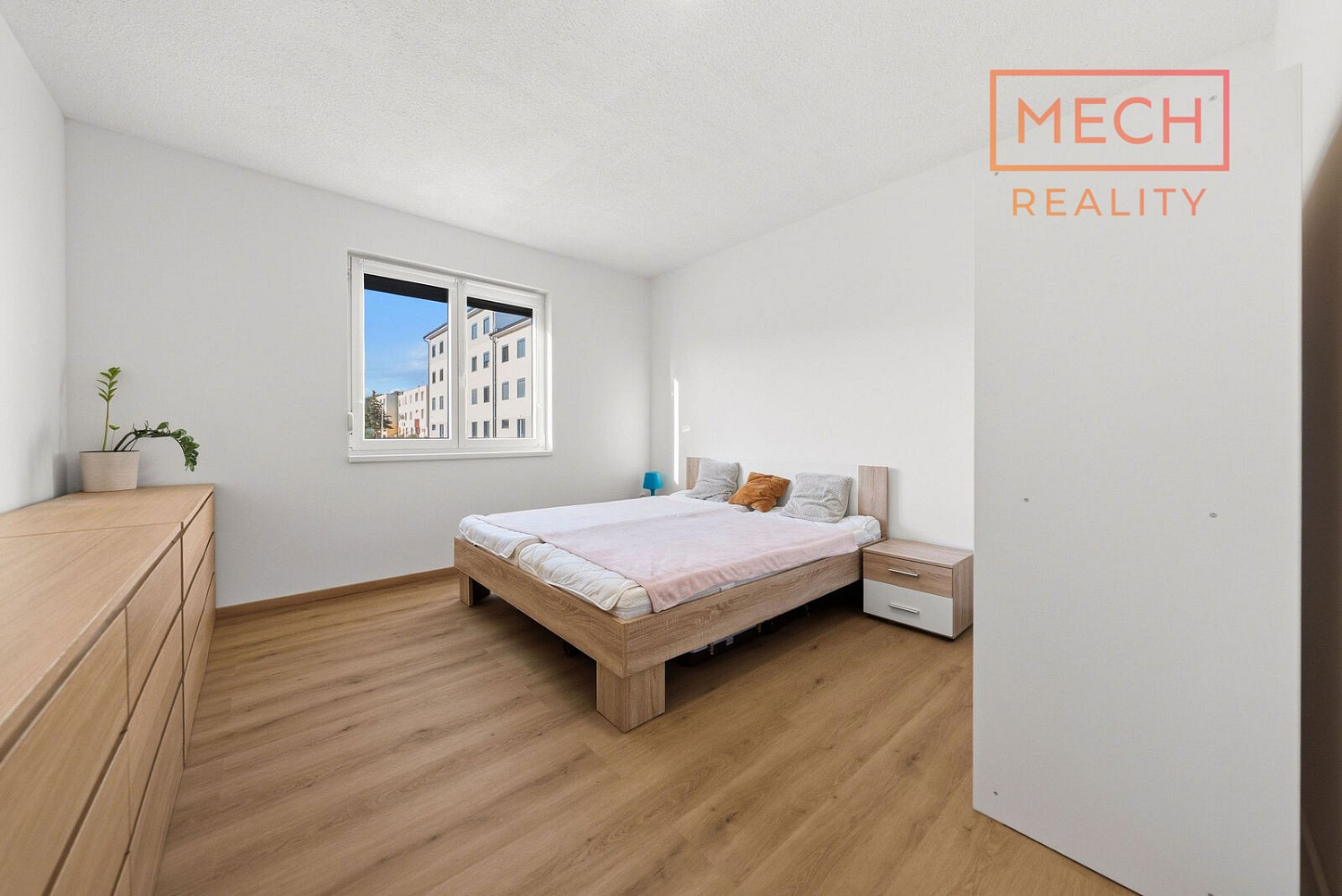 Prodej byt 2+1 - Nerudova, Hrušovany nad Jevišovkou, okres Znojmo, 66 m² - 5