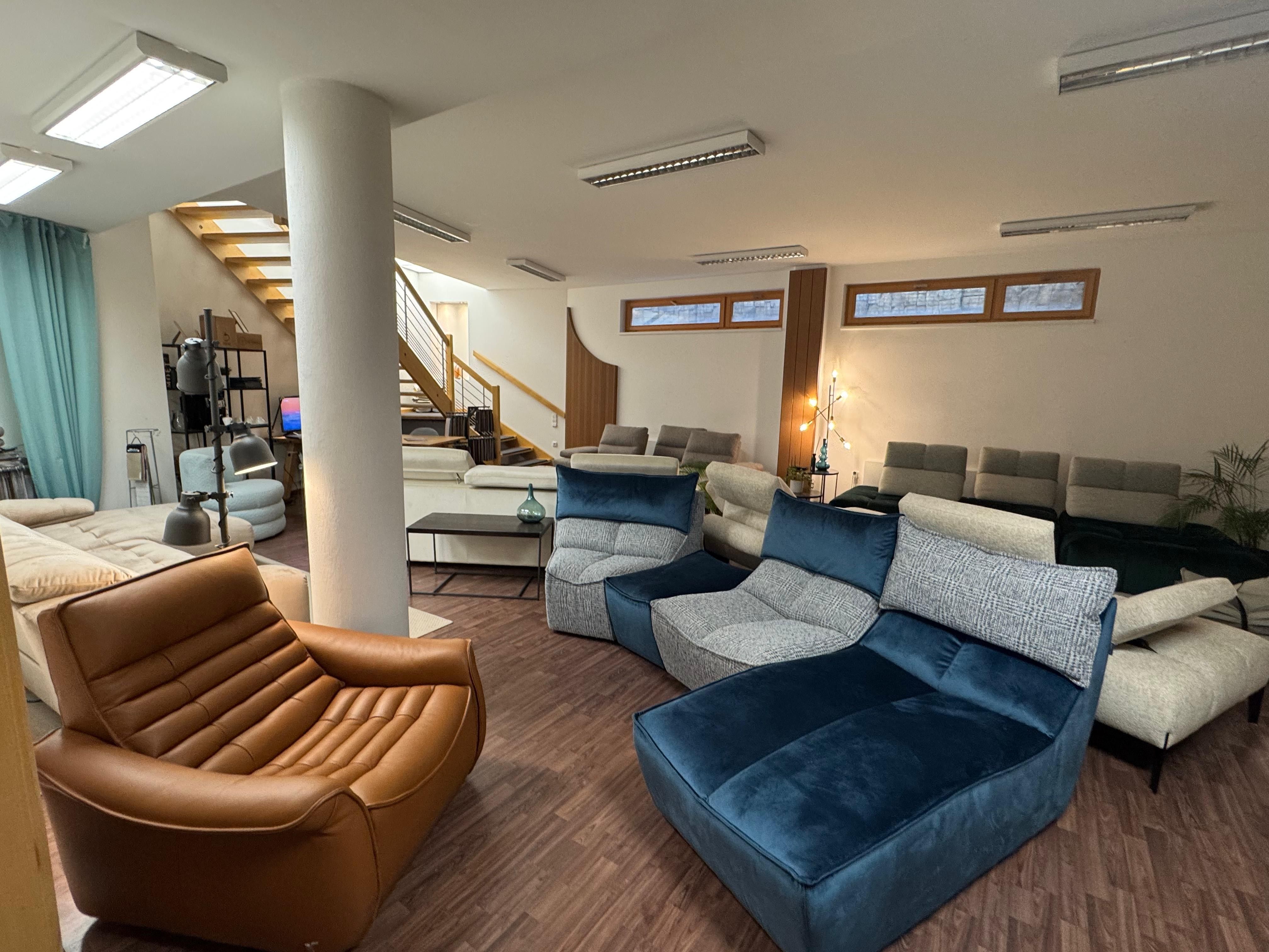 Obchodní prostory · 146 m² · K metru 186/4, Praha - 4