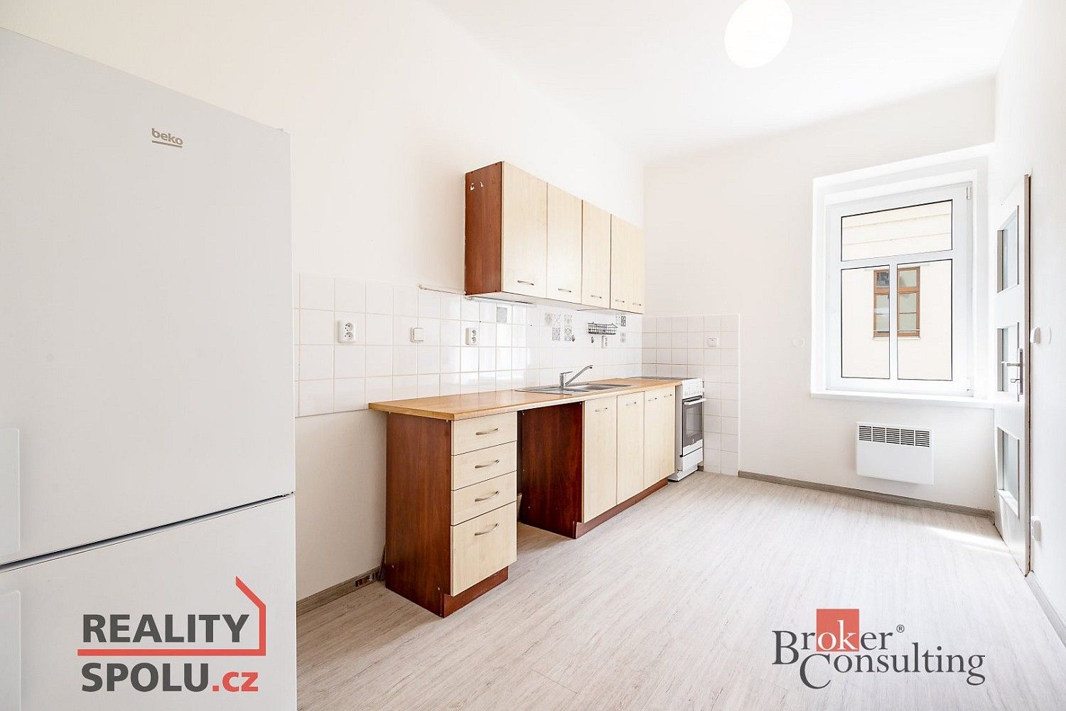 Pronájem byt 1+1 - Papírenská, Praha 6 - Bubeneč, 35 m² - 5