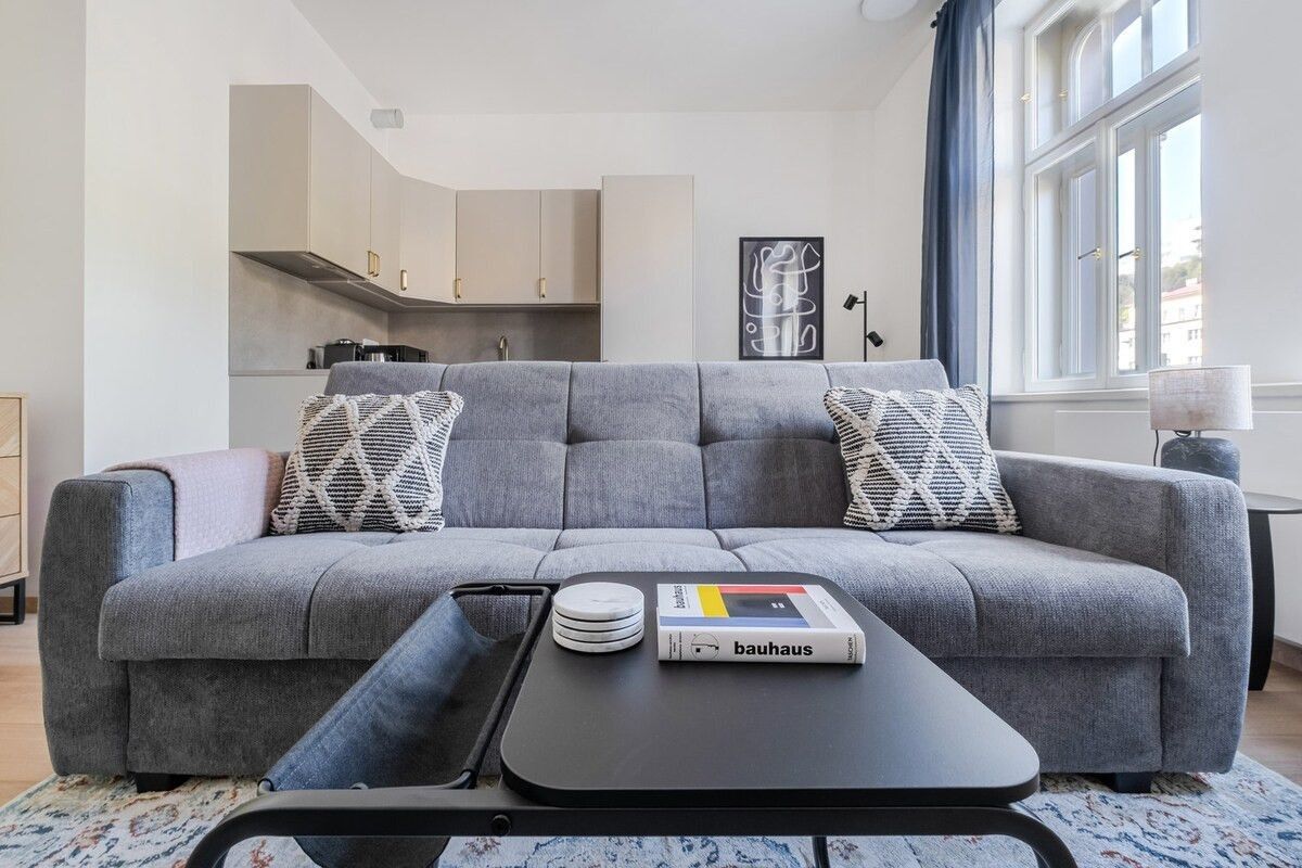 Byty, Plzeňská, Praha - Košíře, 51 m² - 2