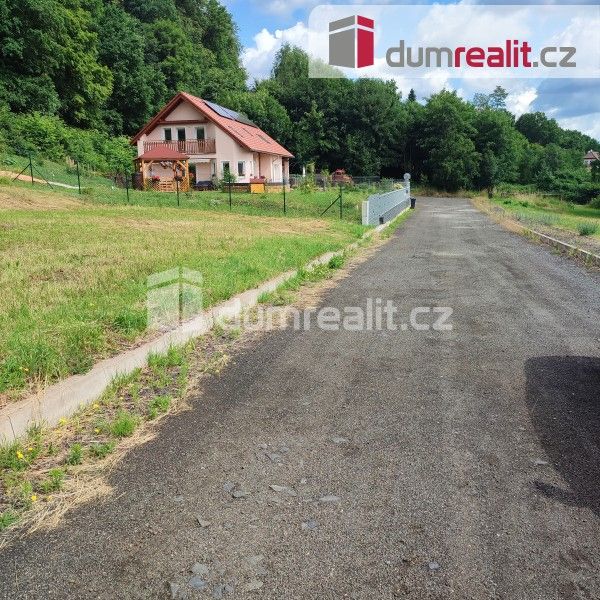 Prodej pozemek pro bydlení - Lomená, Děčín, 1 450 m²