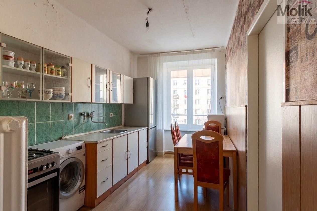 Byt 3+1 · 77 m² · W. A. Mozarta, Most - 3