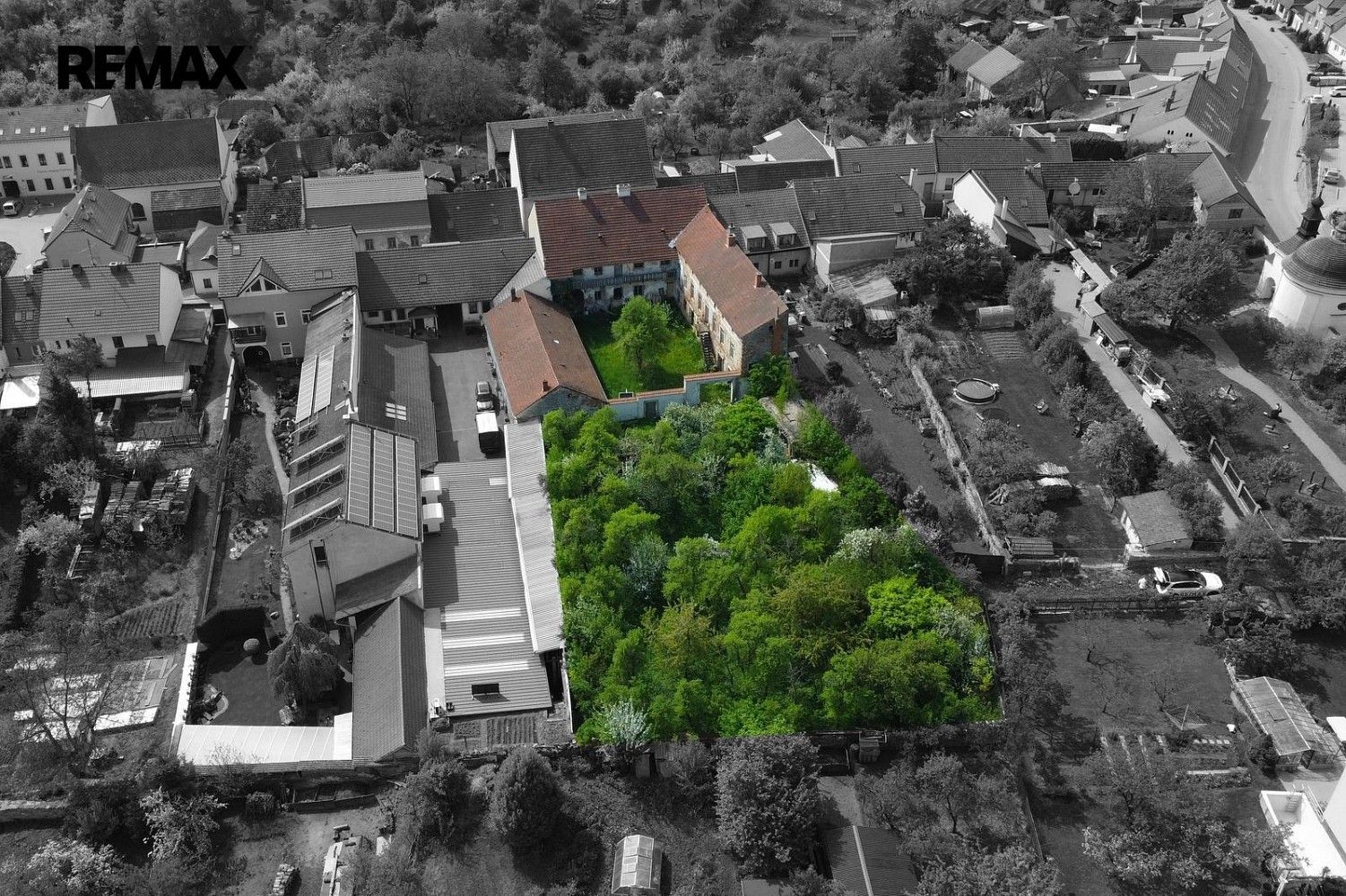 Rodinné domy, Josefa Uhra, Lomnice, okres Brno-venkov, 1 200 m² - 2
