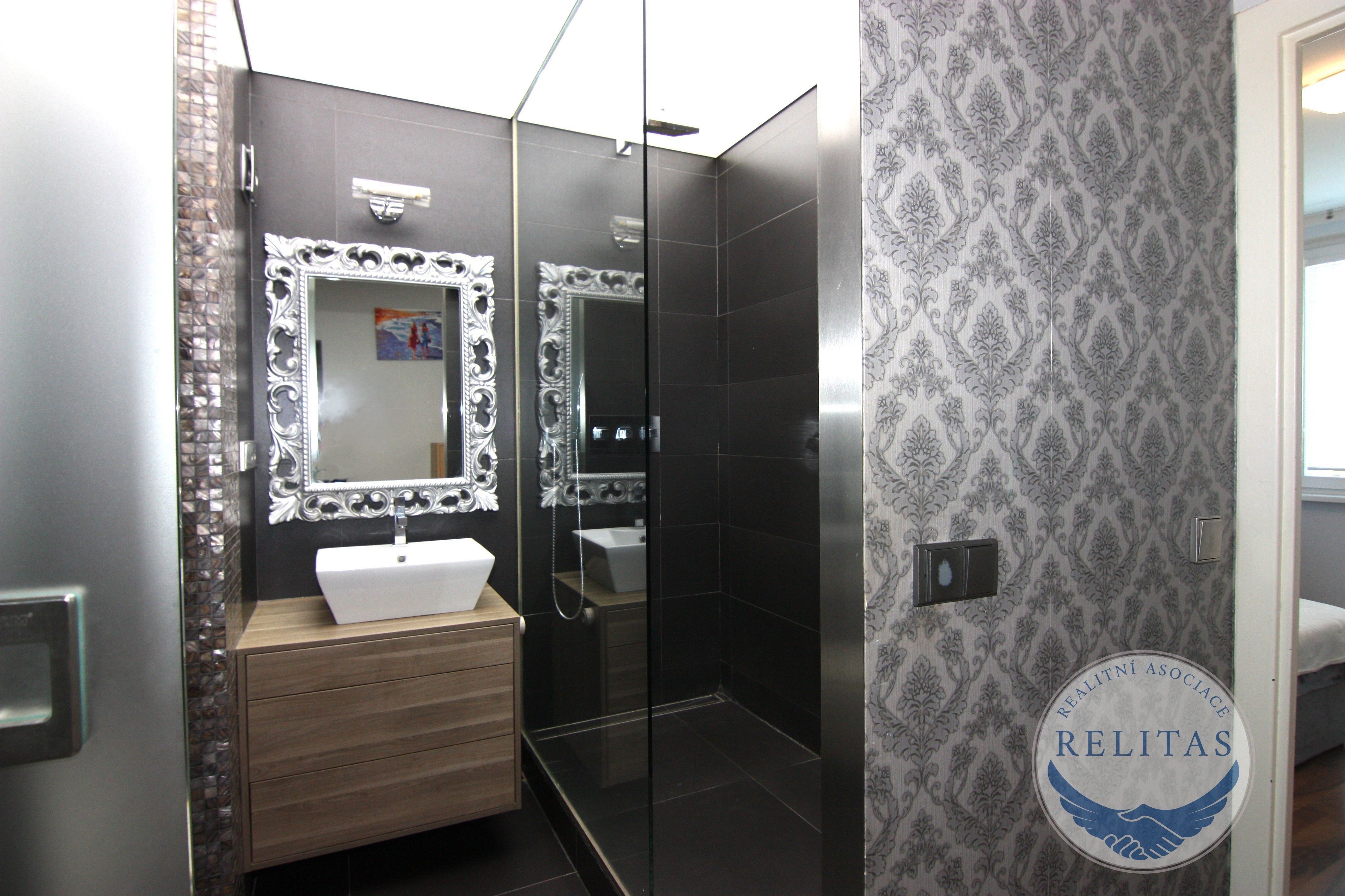 3+1, Matúškova, Praha, 74 m²