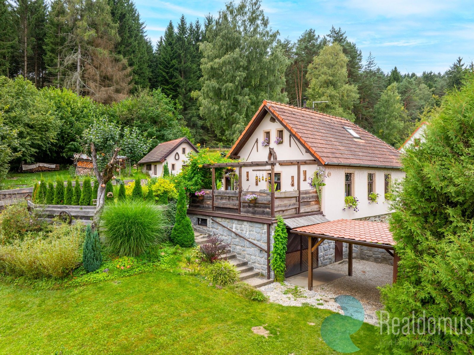 Prodej rodinný dům - Nahořany, Větřní, 180 m²