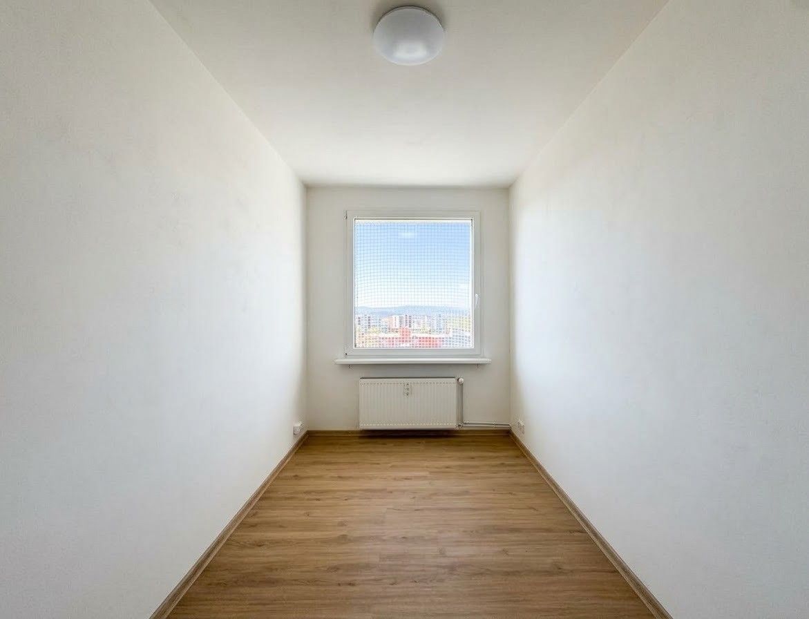 Byt 1+1 · 32 m² · U Kamýku, Praha - 3