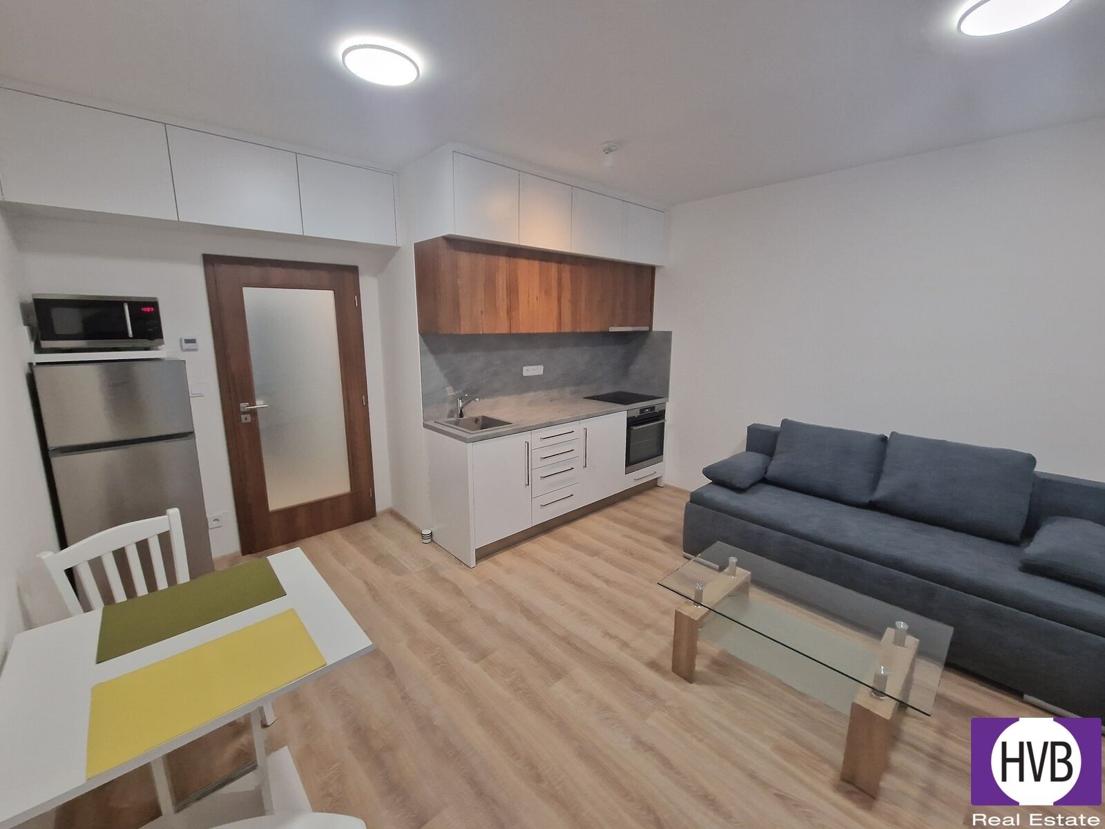 Pronájem byt 1+kk - Újezd u Průhonic, Praha, 26 m²