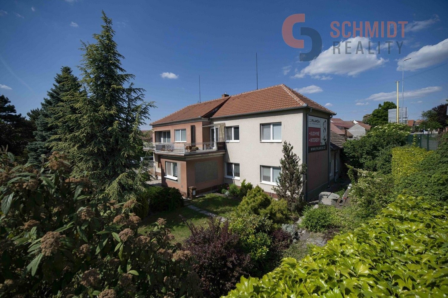 Rodinné domy, Velké Bílovice, okres Břeclav, Jihomoravský kraj, 468 m² - 1