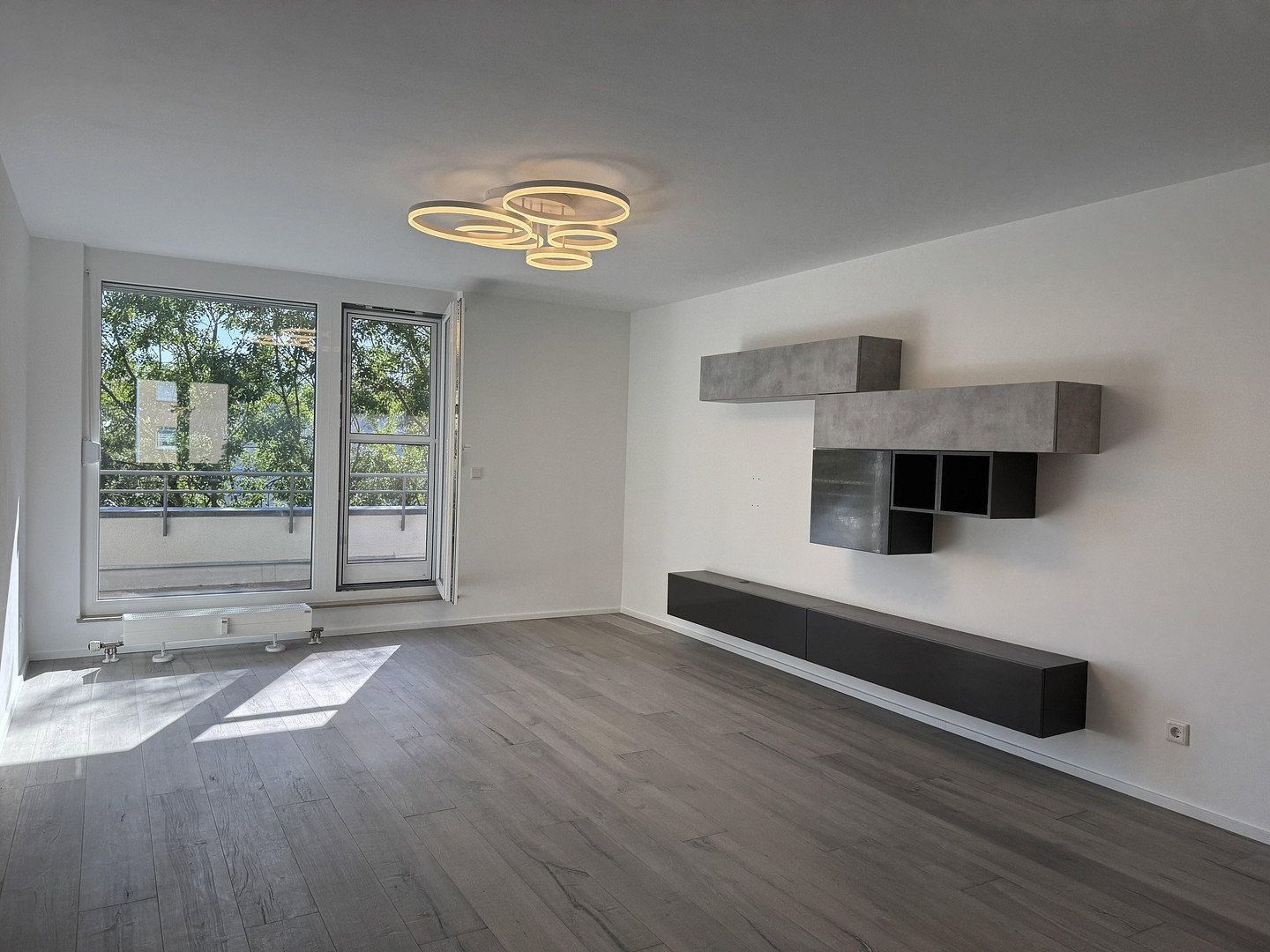 4+1, Konrad-Adenauer-Straße 2/1, , Bádensko-Württembersko, 91 m² - 2