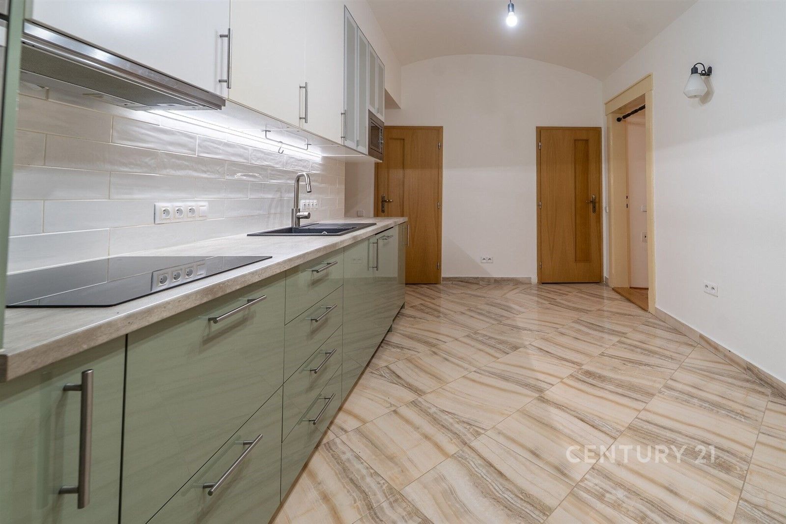 Prodej byt 3+1 - Mahenova , Praha Košíře, 93 m² - 2