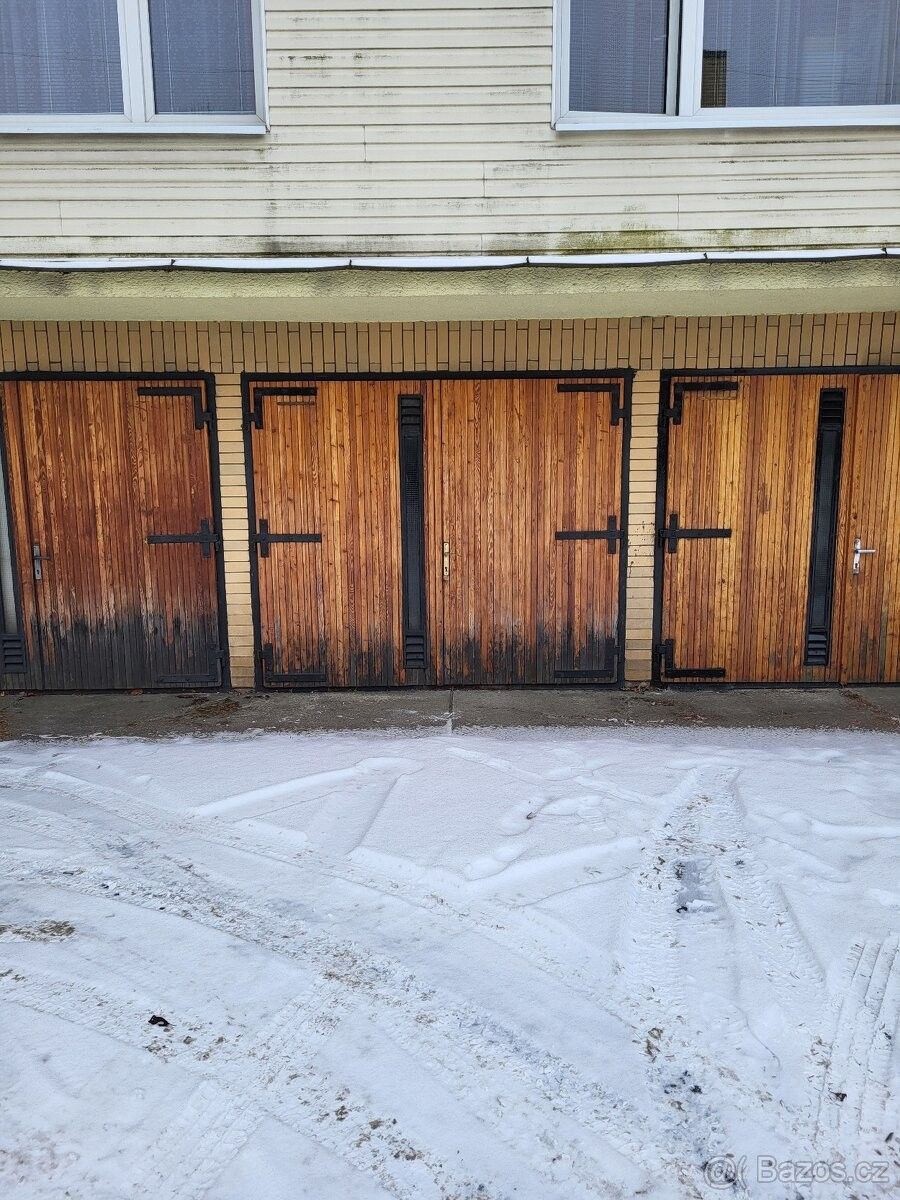 Garáže, Frýdlant nad Ostravicí, 739 11