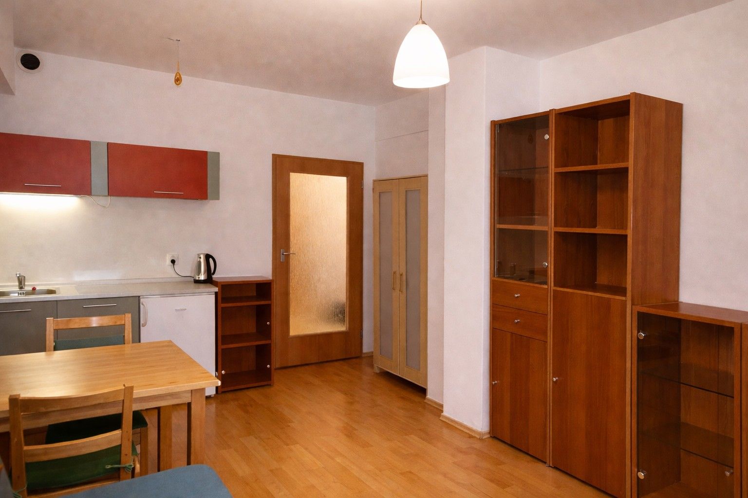 1+kk, Jemnická, Praha, 27 m²