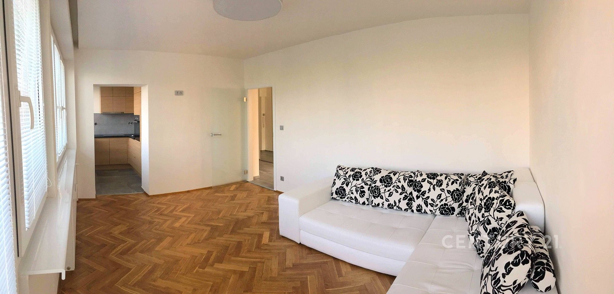 Pronájem byt 2+kk - Batelovská, Praha 4 - Michle, 49 m² - 2