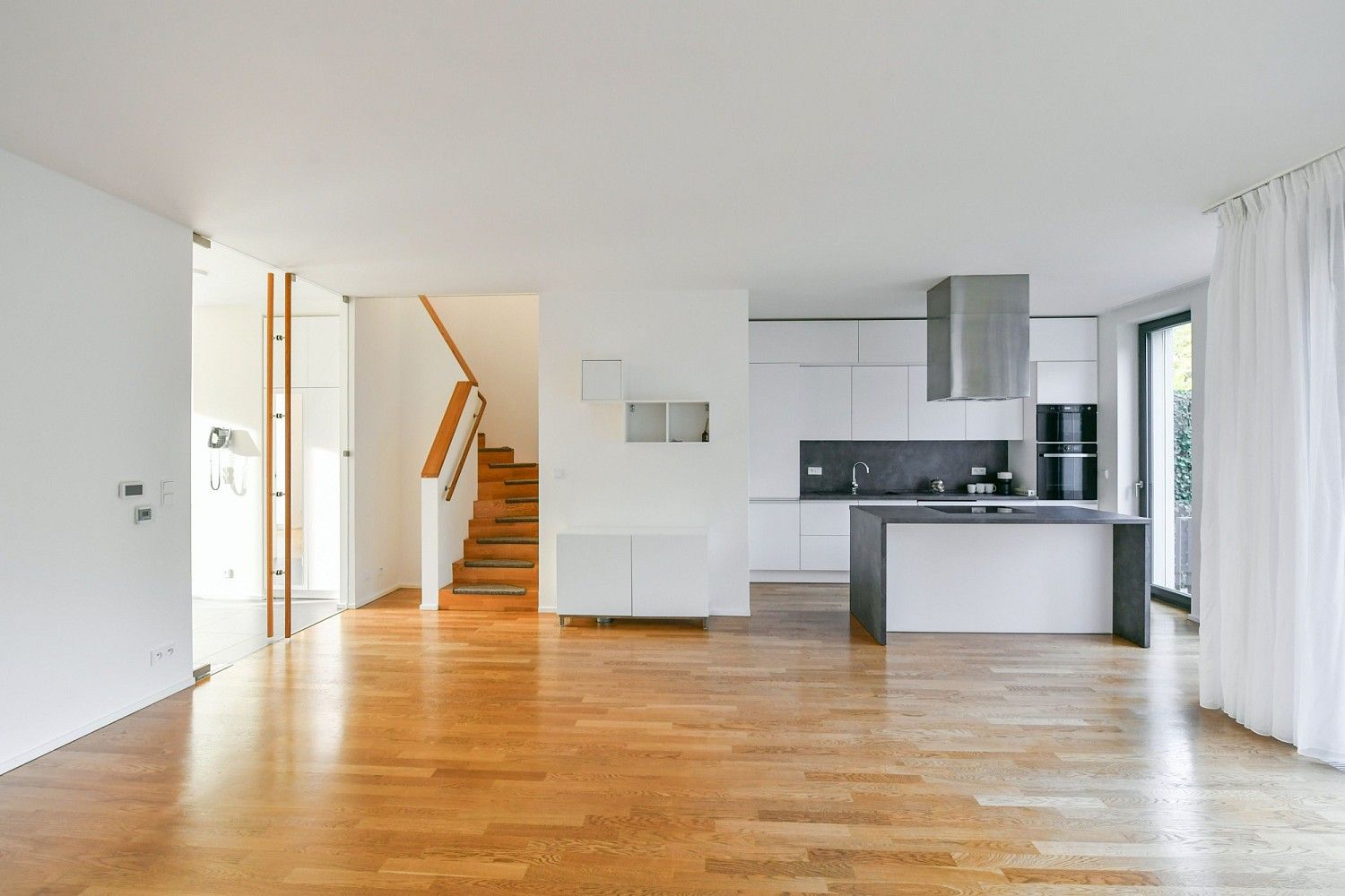 Rodinné domy, V Šáreckém údolí, Praha 6 - Dejvice, 210 m² - 2