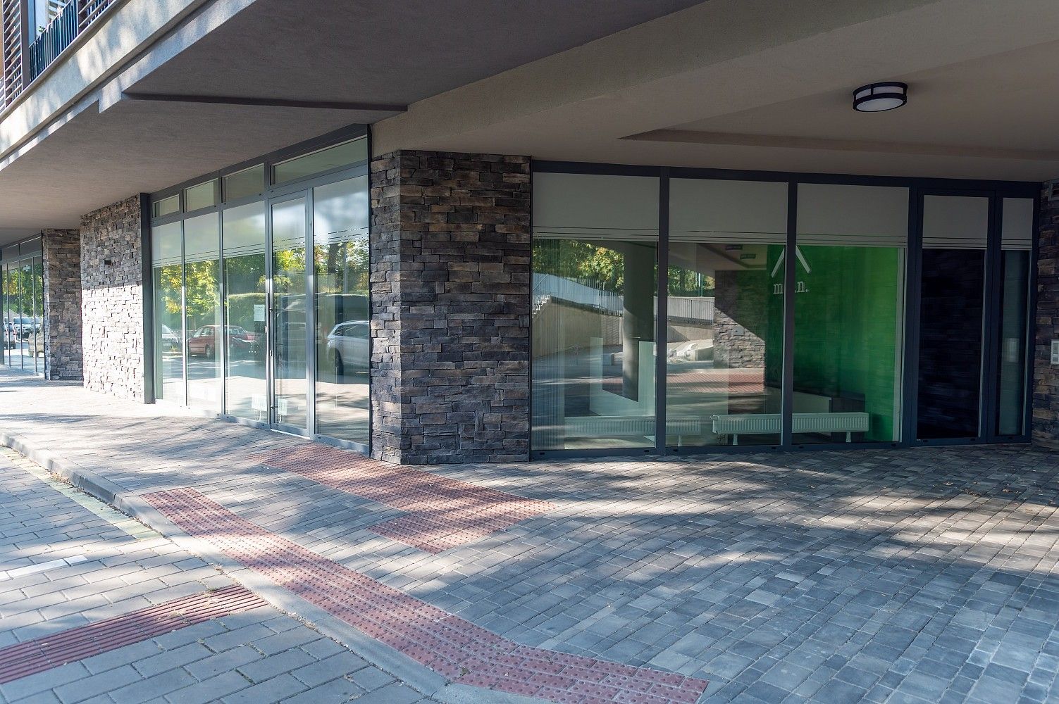 Obchodní prostory, Žitenická, Praha 9 - Prosek, 220 m² - 2