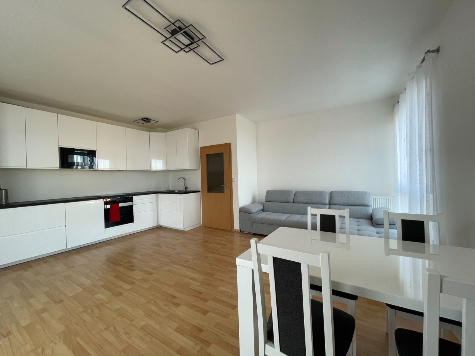 2+kk, Cedrová, Jesenice - Jesenice u Prahy, Středočeský kraj, 62 m²