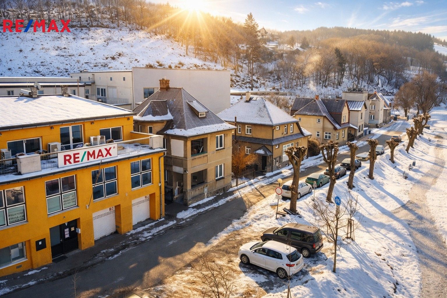 Restaurace, Jiráskovo nábřeží, Železný Brod, 198 m²