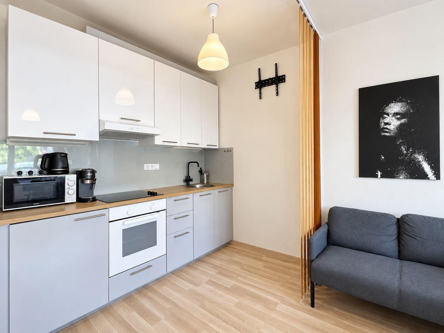 1+kk, Zimova, Praha, 35 m² - 1