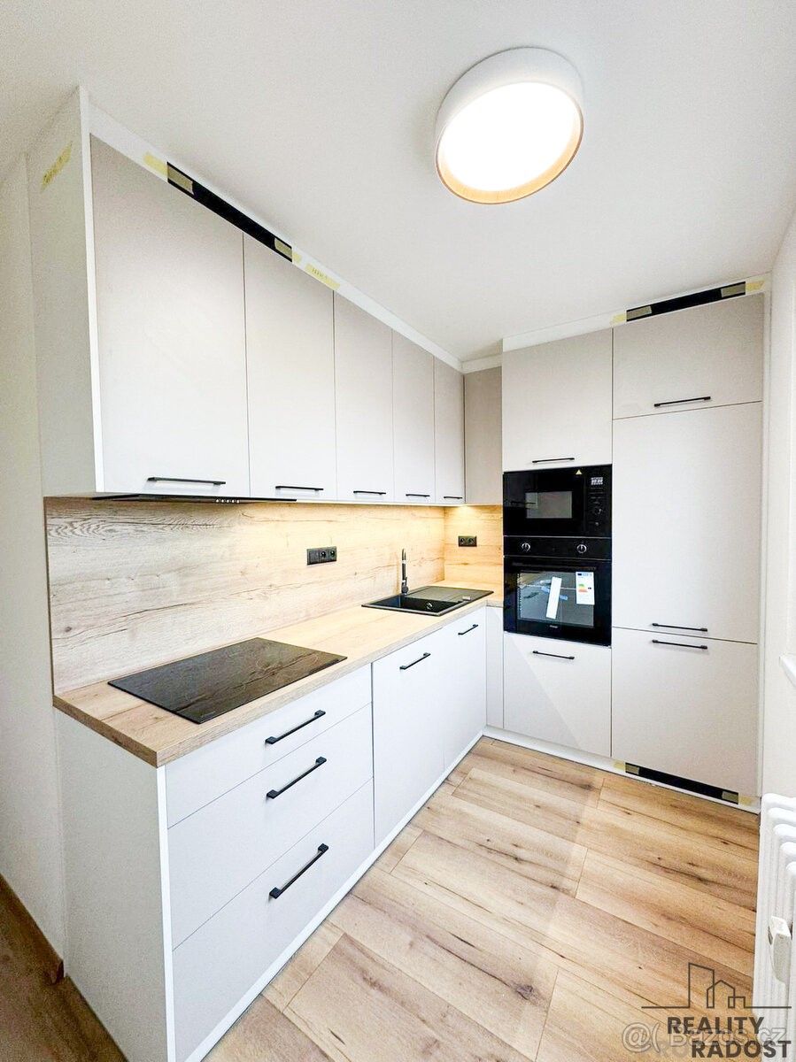 Byty, Karviná, 735 06