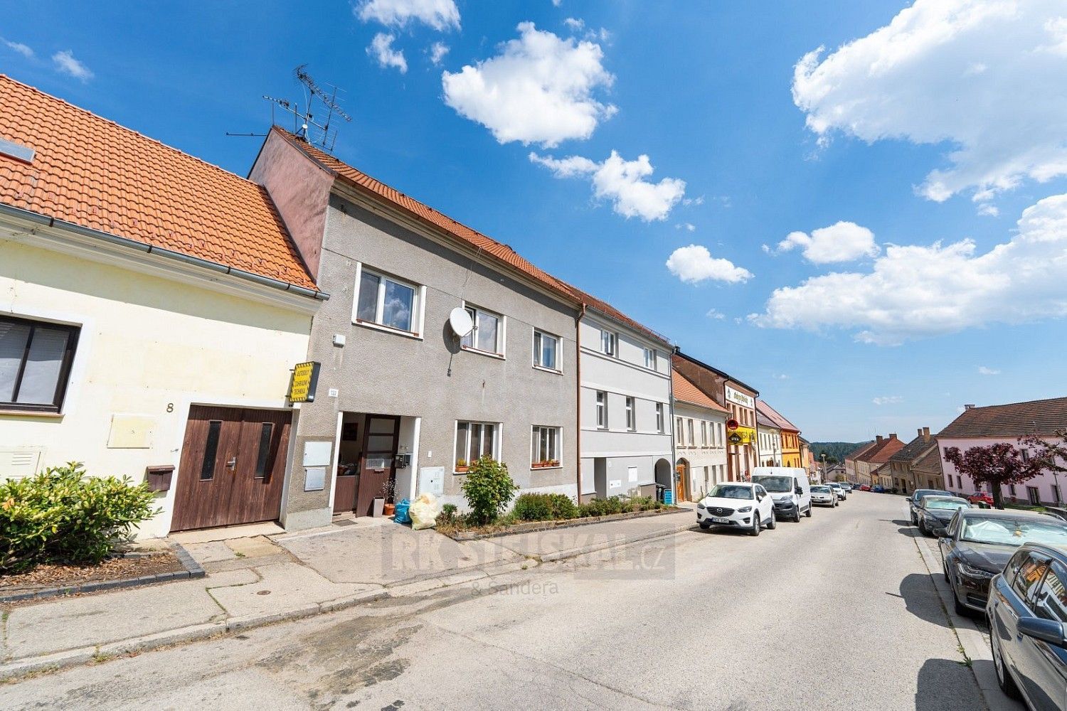 Činžovní domy, náměstí J. V. Kamarýta, Velešín, okres Český Krumlov, 342 m² - 2