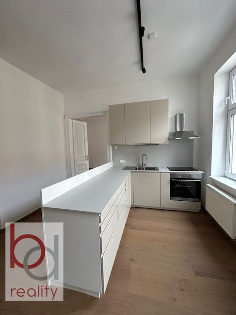 2+1, Matice školské, České Budějovice, 71 m²