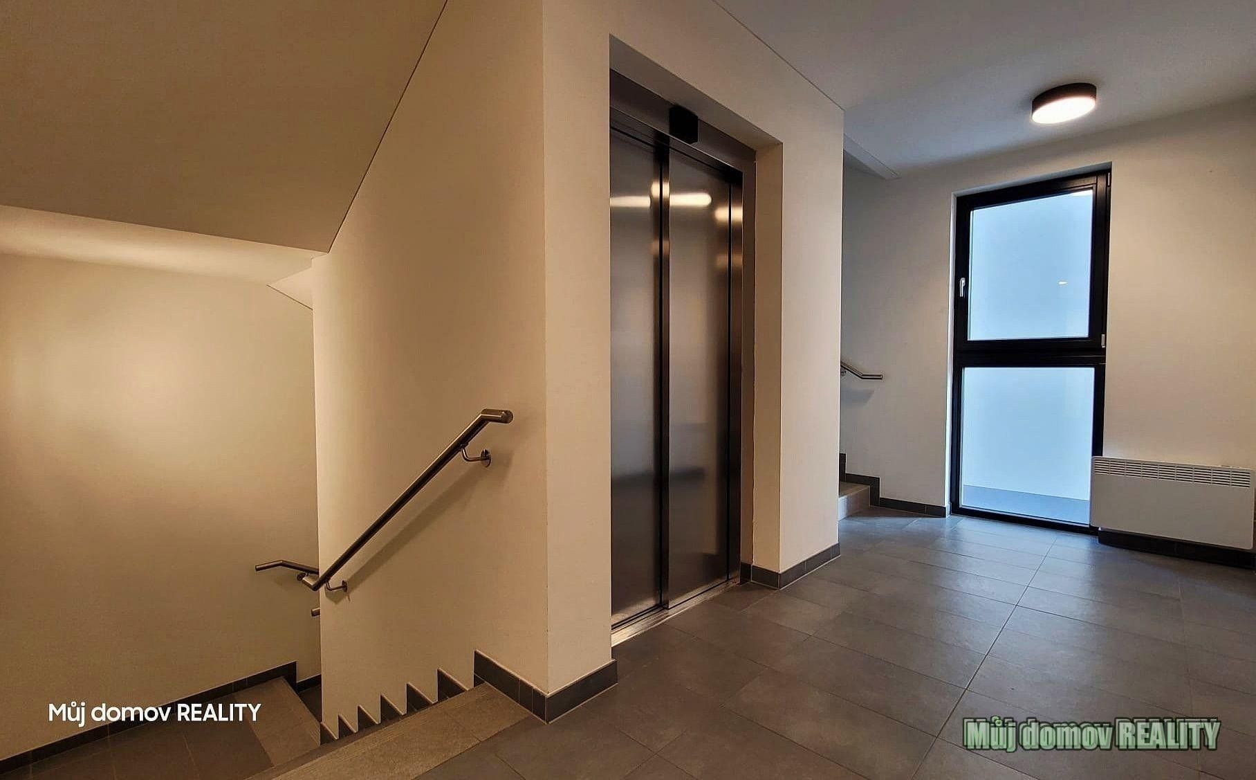 Pronájem byt 1+kk - Komořanská, Praha, 36 m² - 2