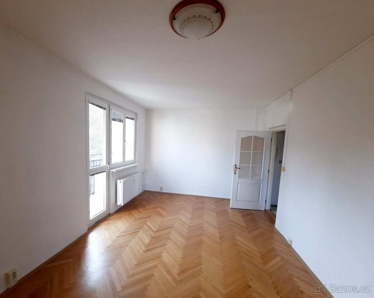 Byt 2+1 · 52 m² · Karlovy Vary, 360 01 - 4