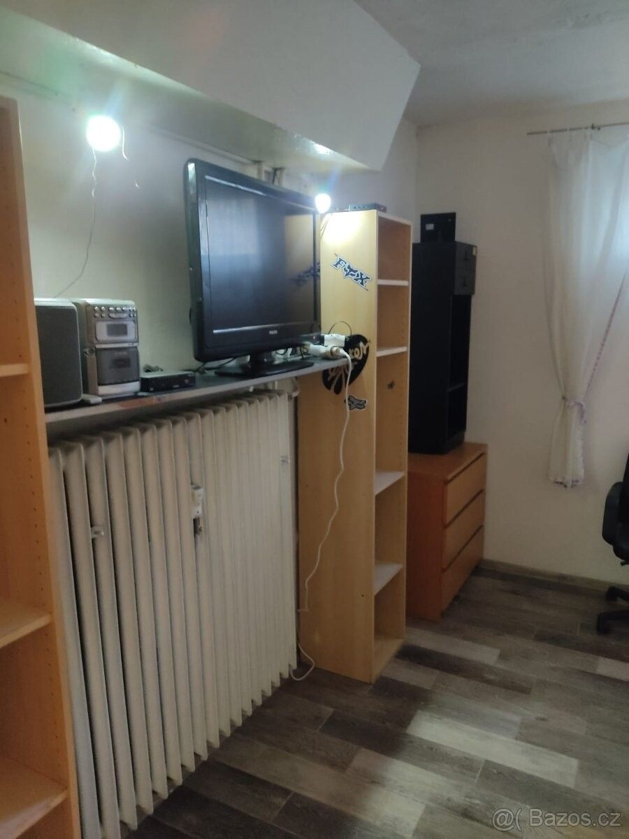 Pronájem byt - Bochov, 364 71