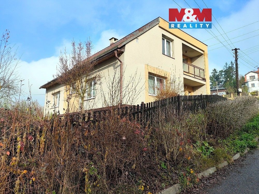 Rodinné domy, Letná, Stará Paka, 274 m²