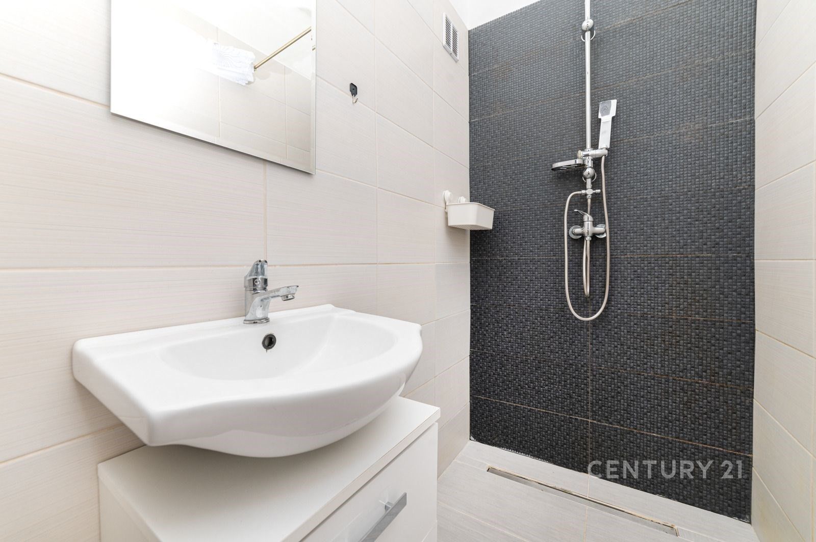 Byt 1+kk · 27 m² · Slezská  , Třinec - 4