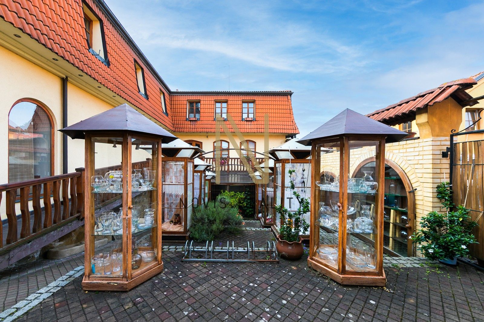 Obchodní prostory, Husova třída 1, Domažlice Dolejší Předměstí, 140 m² - 2