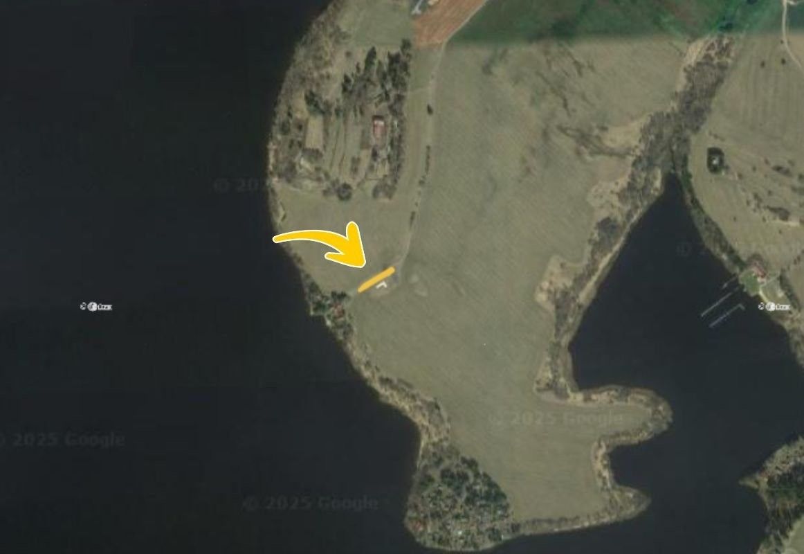 Prodej komerční pozemek - Frymburk, 497 m²