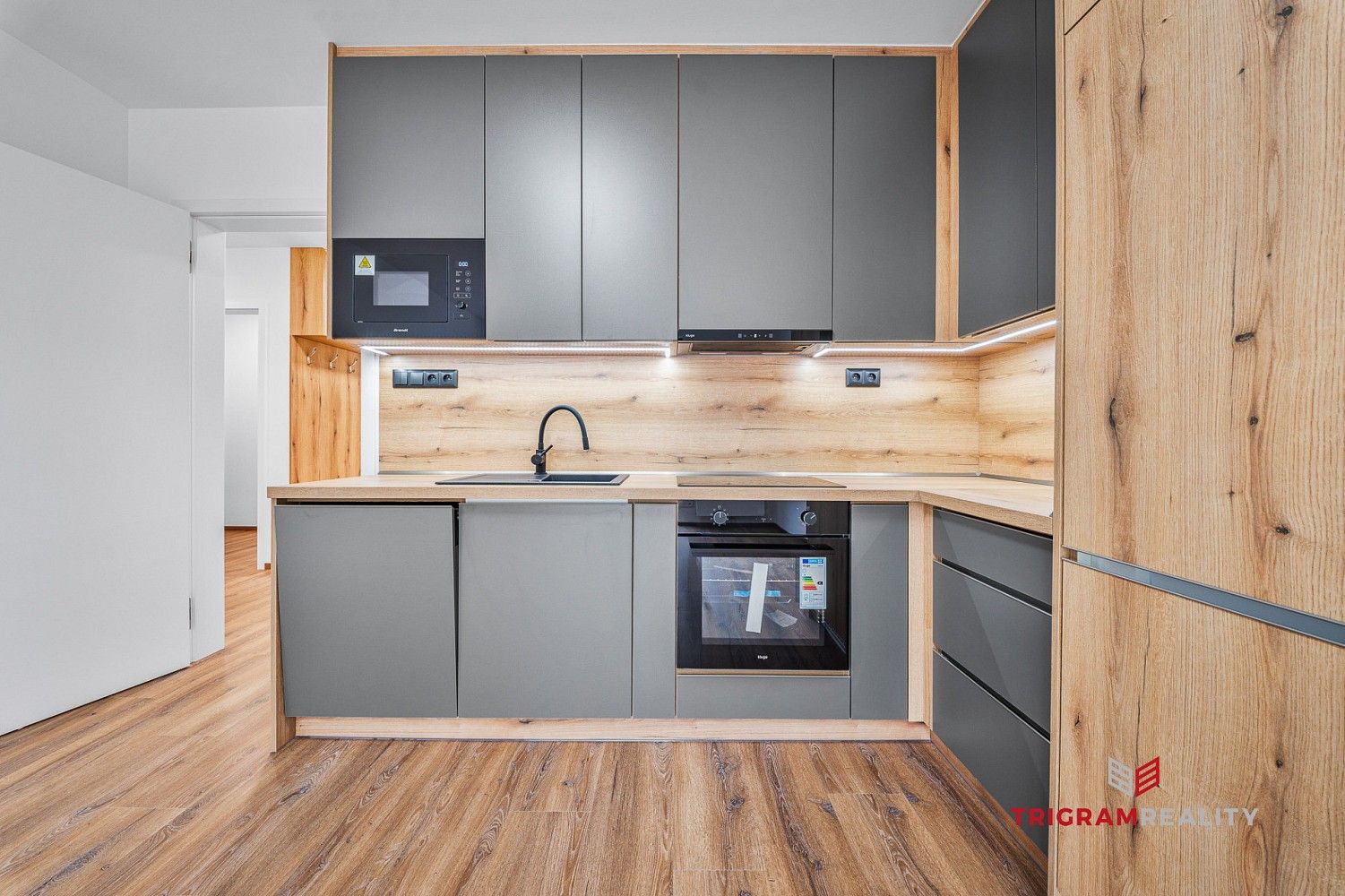 2+kk, Pod Zámečkem, Hradec Králové - Třebeš, 60 m² - 2