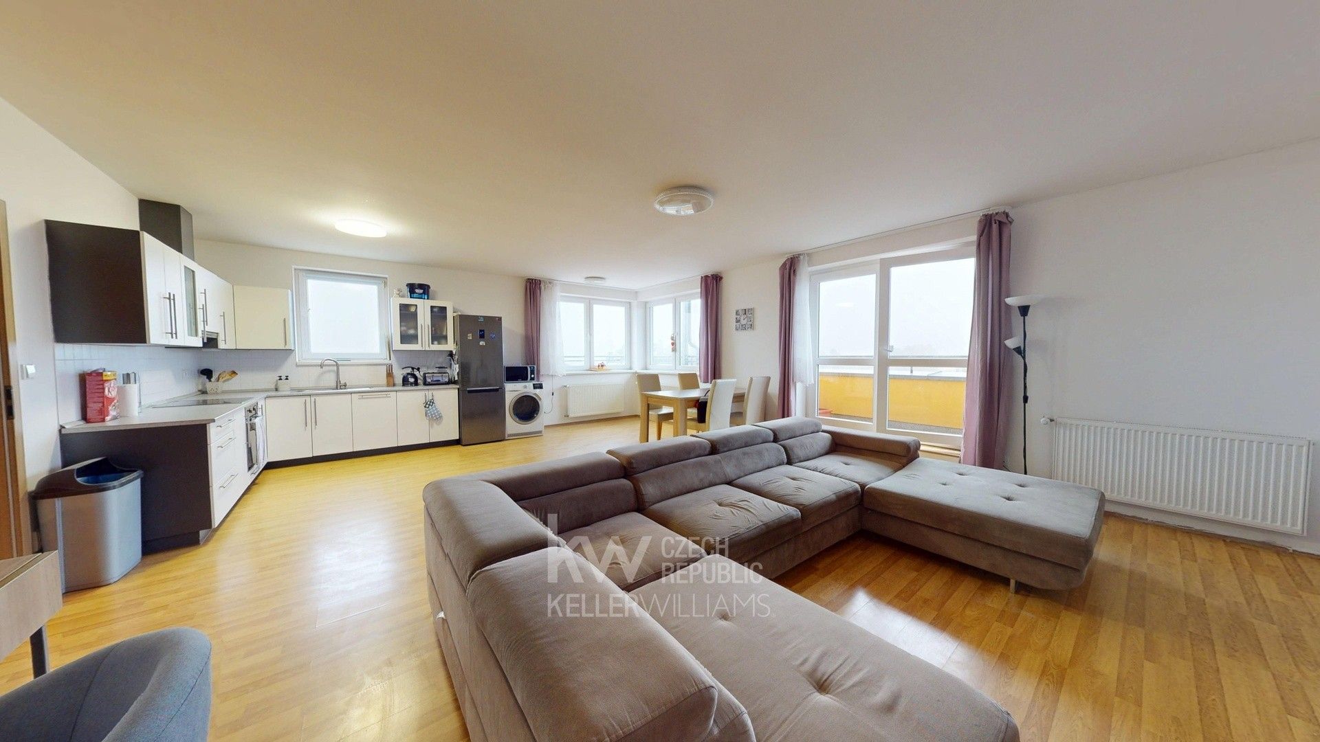 3+kk, Nad Dalejským údolím, Praha, 115 m²