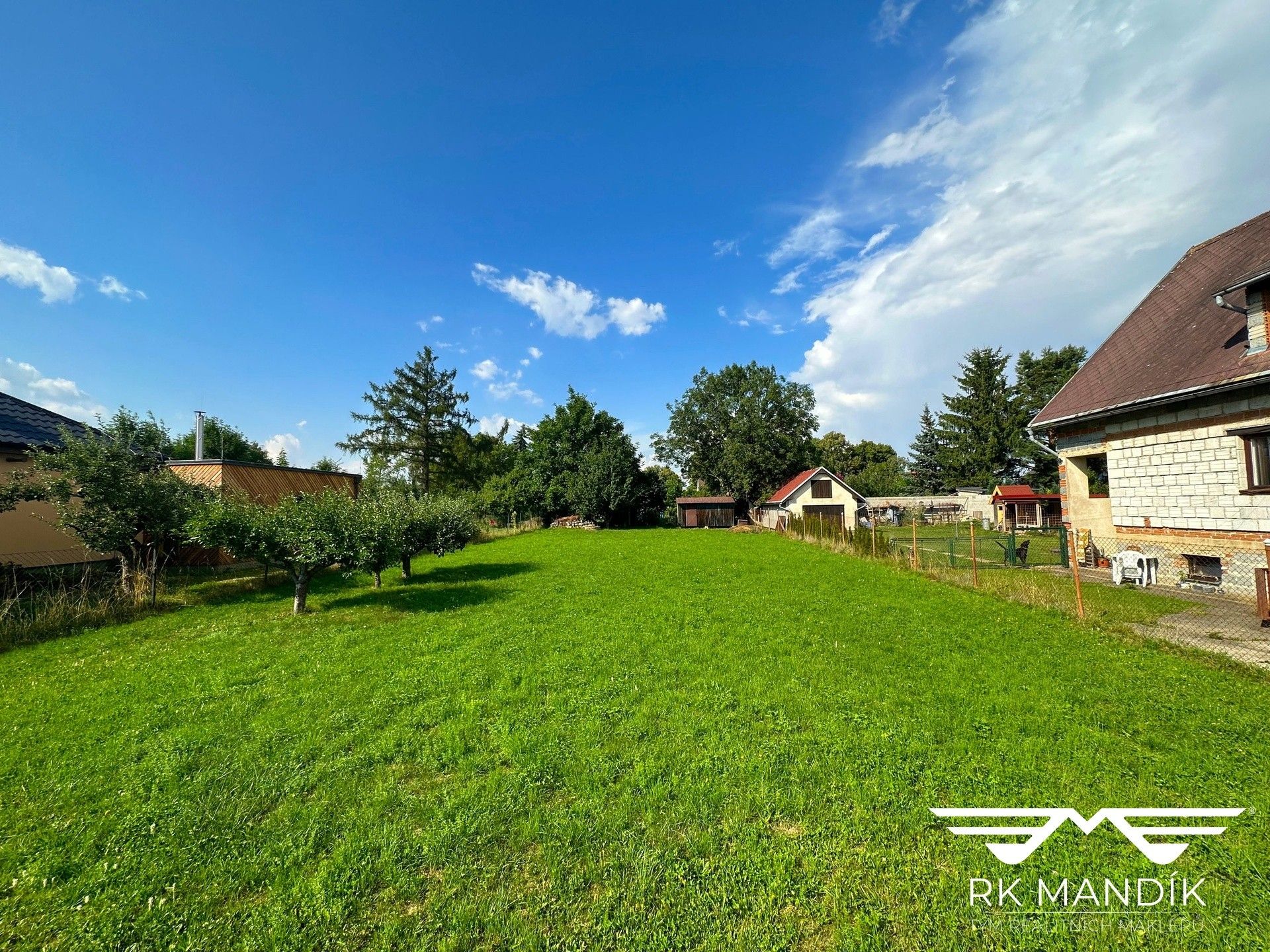 Pronájem zahrada - Lipová, Úhonice, 812 m²