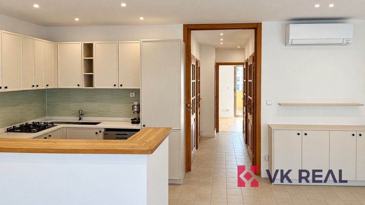 2+kk, Jičínská, Praha, 61 m² - 1